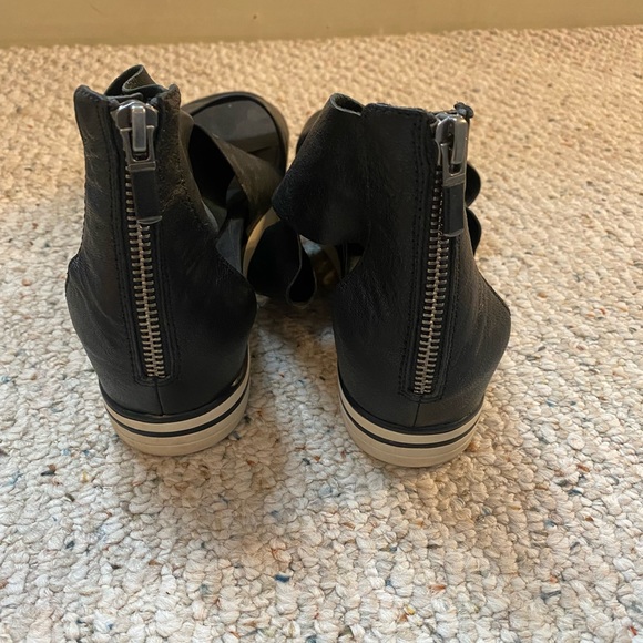 Eileen Fisher SPORT TUMBLED LEATHER SNEAKER SANDAL - Gladiator sandal - Picture 3 of 5